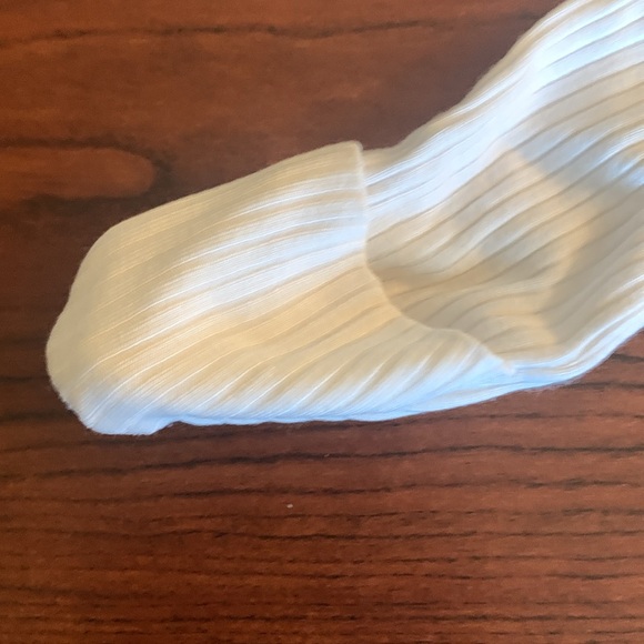 Lou Lou and Company cove ribbed knotted gown - Picture 5 of 10